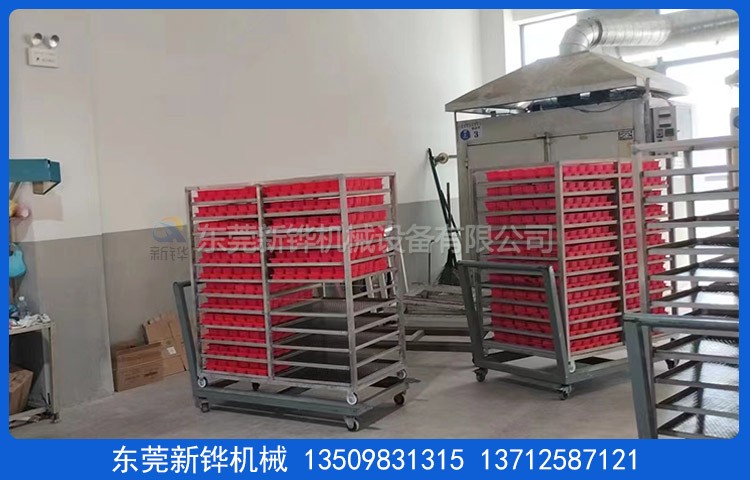 硅膠餐盤硫化烤箱